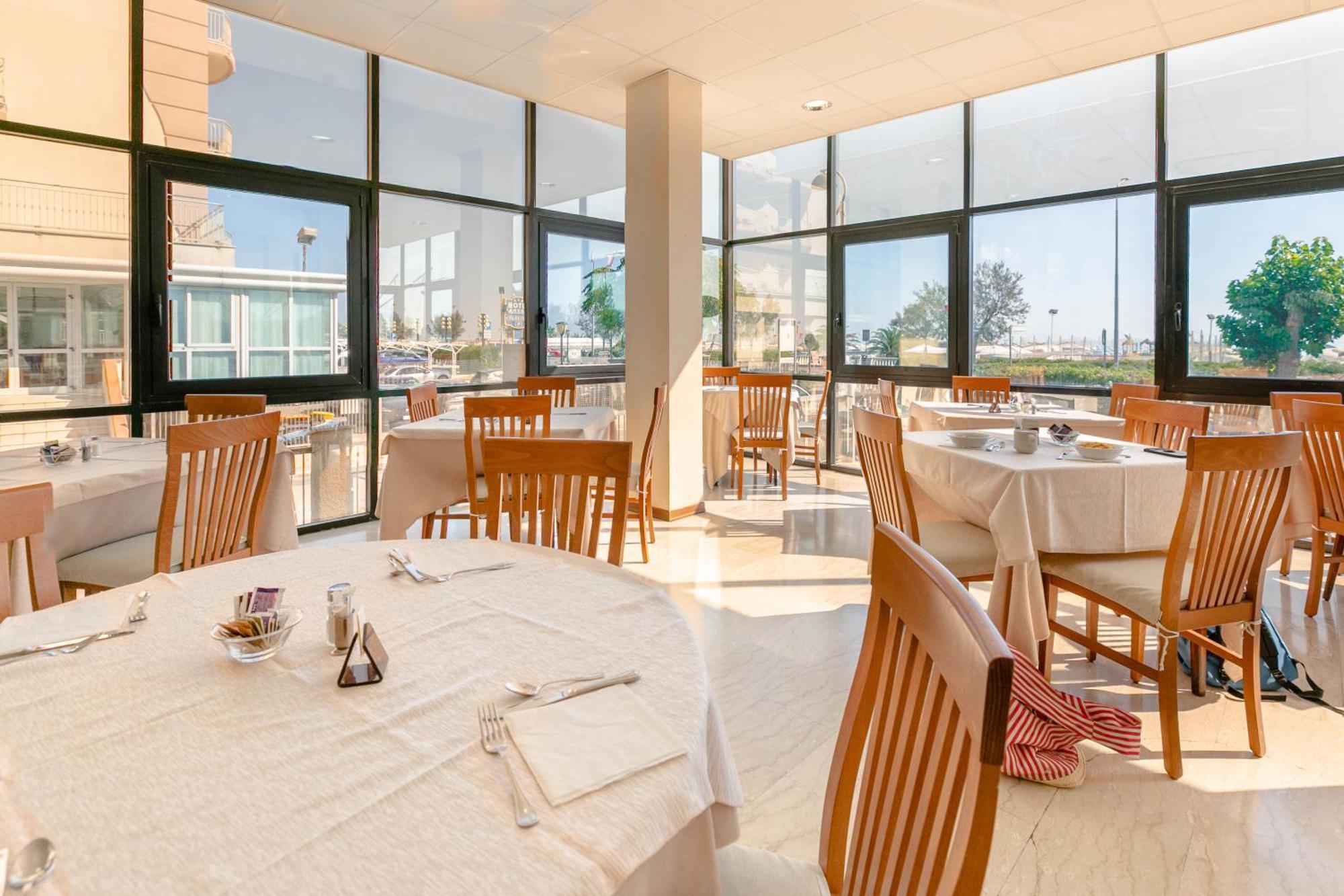 רימיני Hotel Atlas מראה חיצוני תמונה
