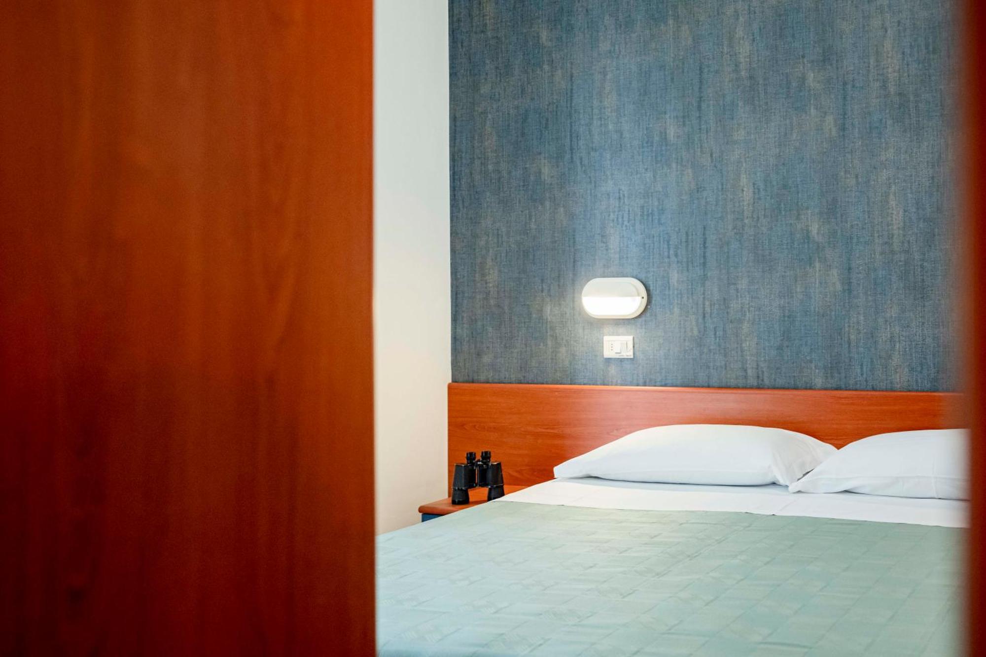 רימיני Hotel Atlas מראה חיצוני תמונה