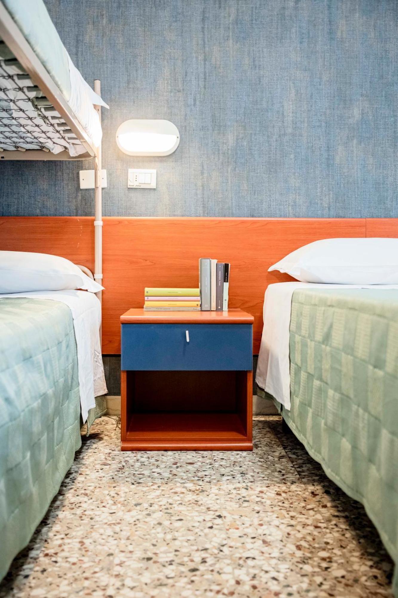 רימיני Hotel Atlas מראה חיצוני תמונה