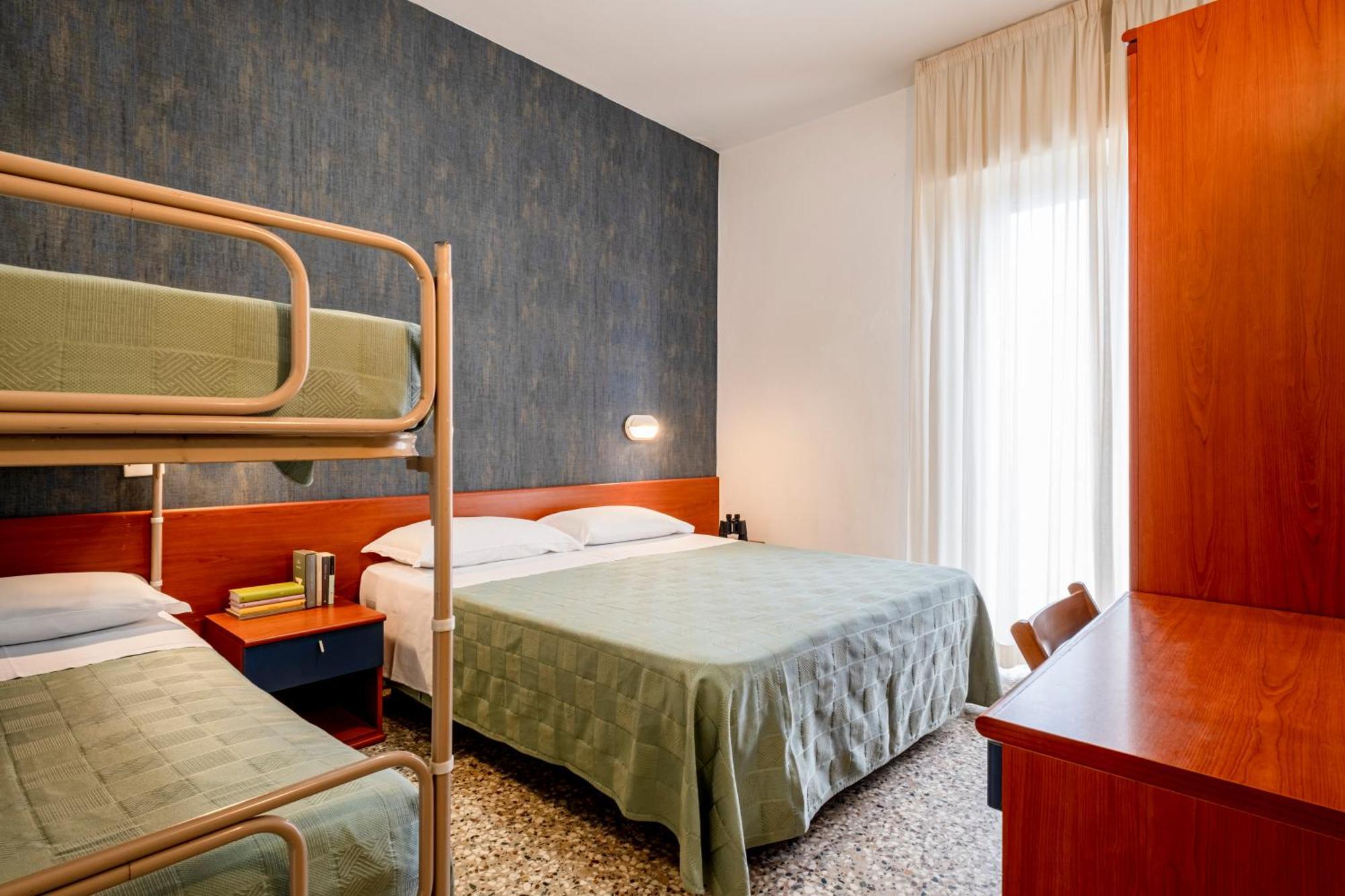 רימיני Hotel Atlas מראה חיצוני תמונה