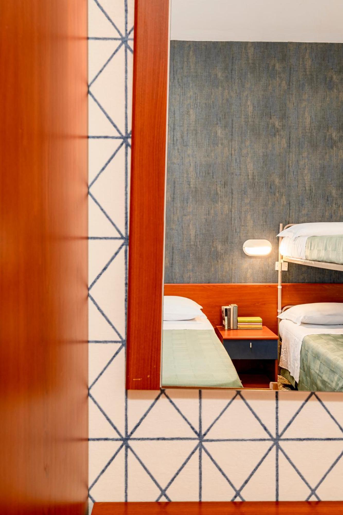 רימיני Hotel Atlas מראה חיצוני תמונה