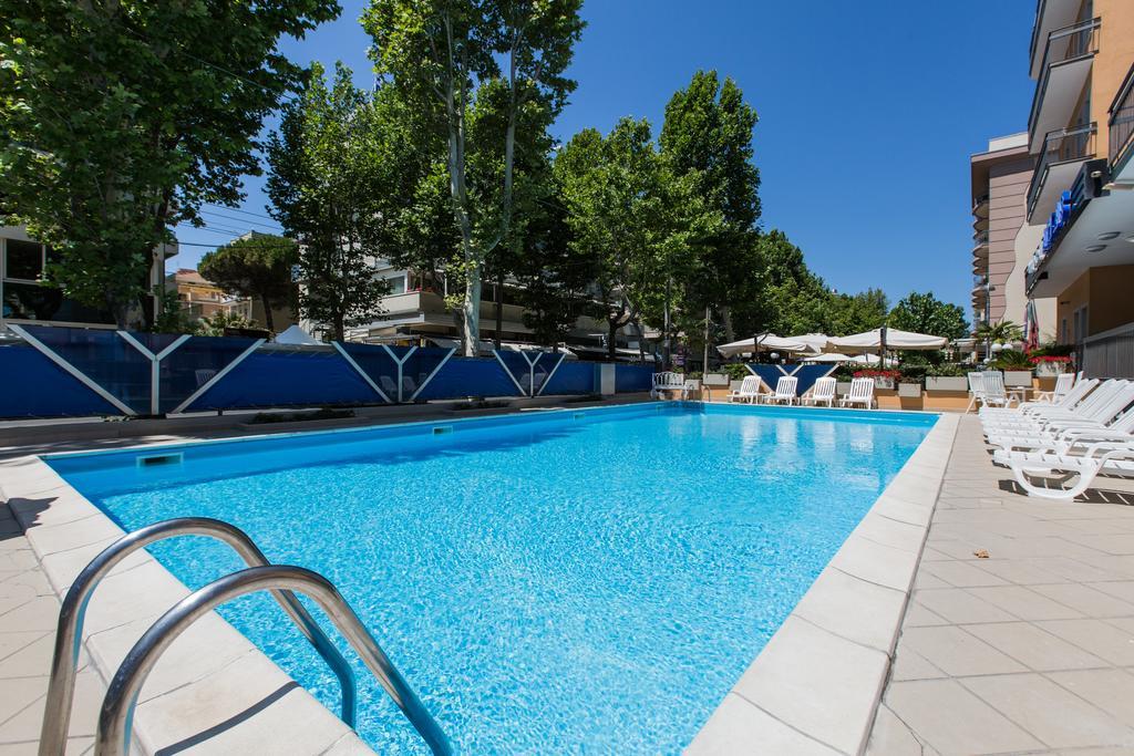 רימיני Hotel Atlas מראה חיצוני תמונה
